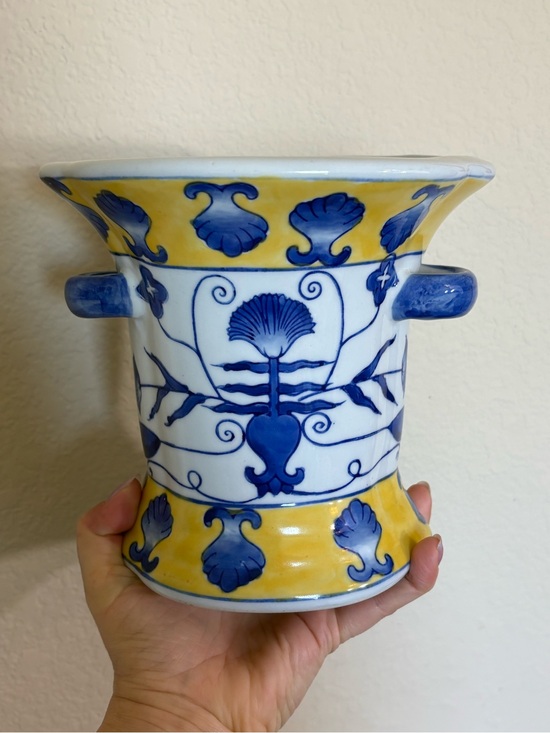 Other - Vintage Blue and Yellow Shell Ceramic Vase/Planter/Cachepot